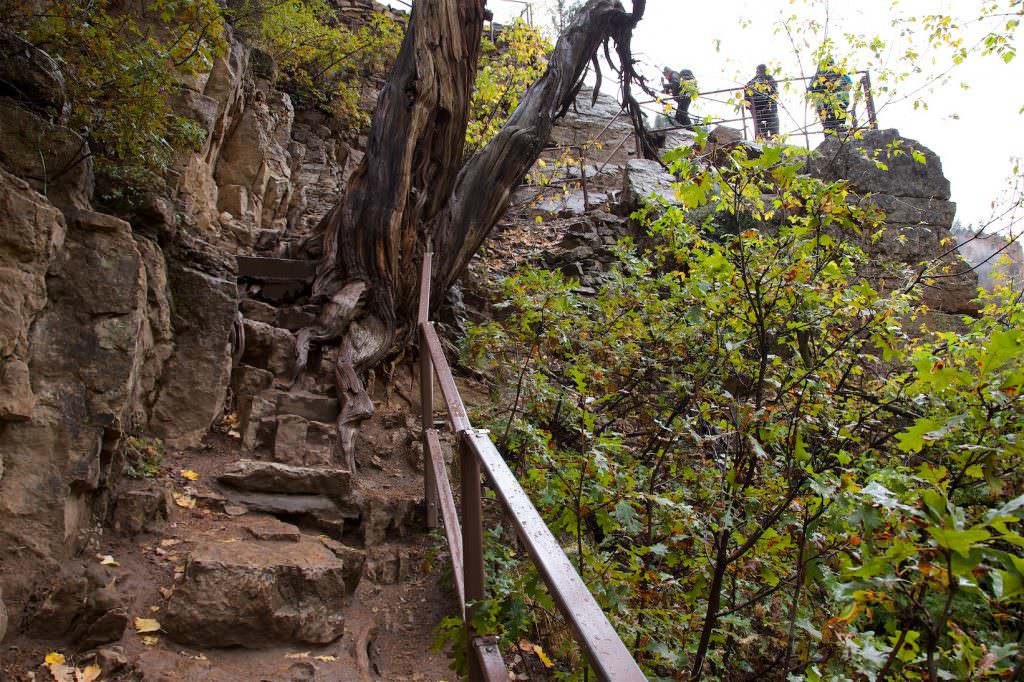 Hanging Lake Trail