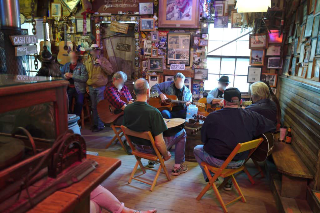 Luckenbach