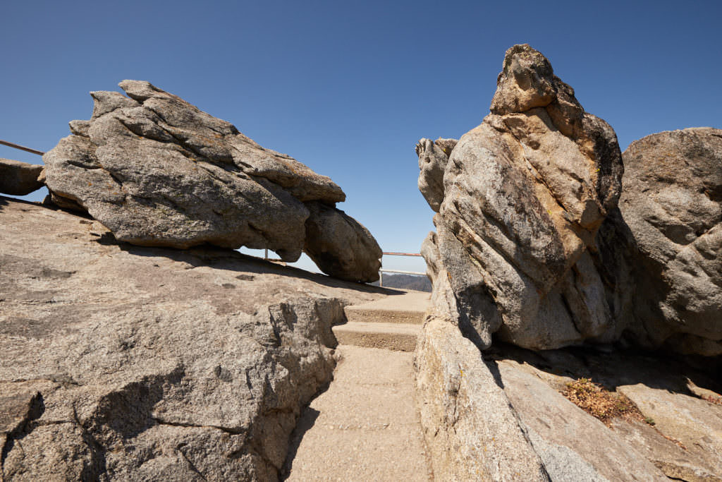 Moro Rock Trail